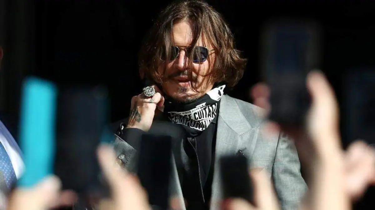 Johnny Depp (2)